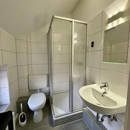 Sonnenblume Monteurwohnung Ferienwohnung Apartment Duisburg